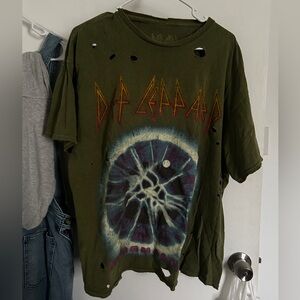 Urban Outfitters Green Def Leppard Graphic Tee
